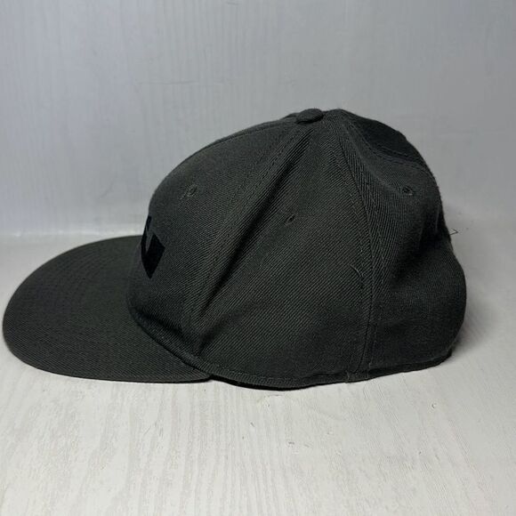 LeBron James Logo Gray Black SnapBack Hat Cap Otto 85% Acrylic 15% Wool - Picture 3 of 8